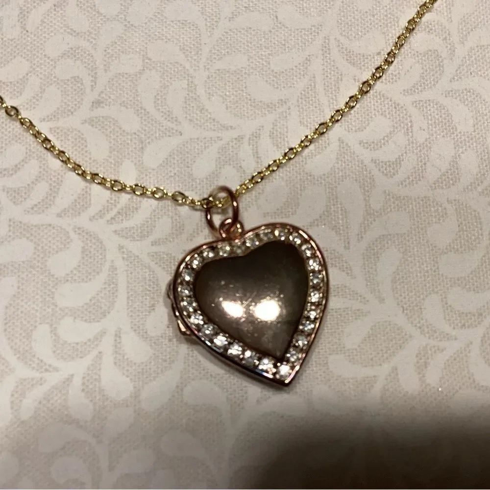 Gold Tone Heart Pendant Locket Necklace